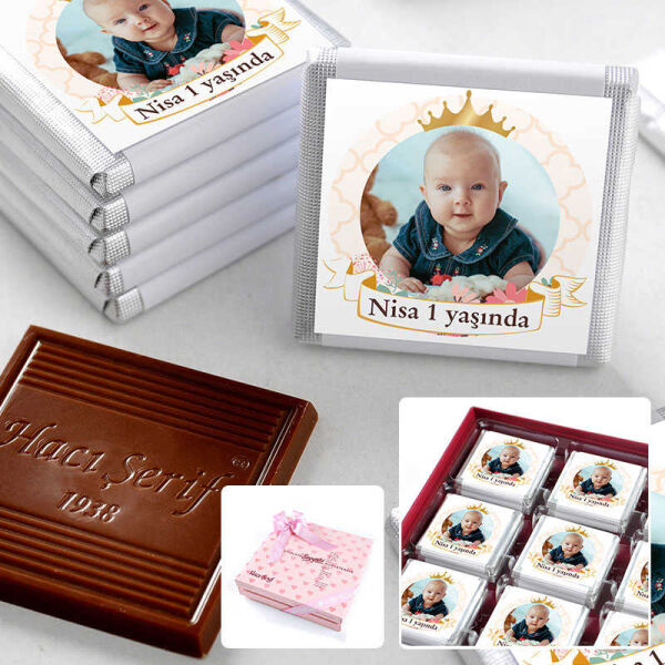 1 Yaş Fotoğraflı Kız Bebek Çikolatası 32 Adet Madlen Çikolata Sunum Kutulu - 1