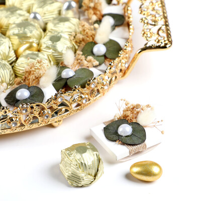 Altın Renk Aynalı Kız İsteme Yuvarlak Tepsi Söz Nişan Çikolatası - 4