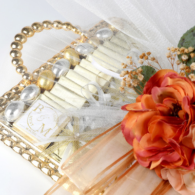 Altın Renk Büyük Tepside Kız İsteme Söz Nişan Çikolatası - 3