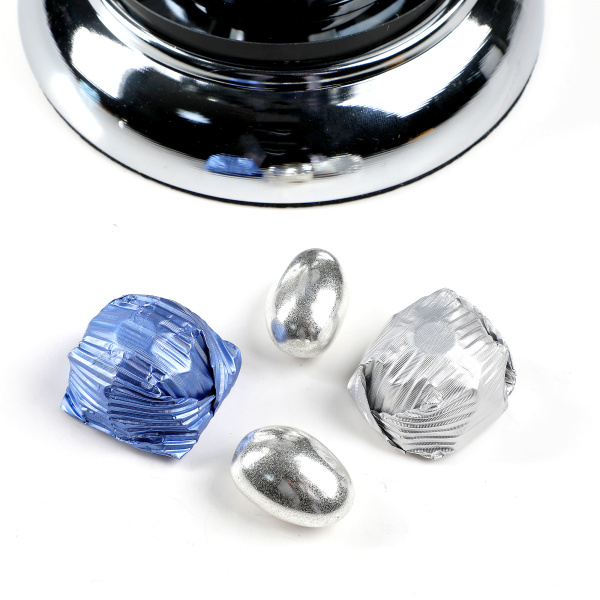 Ayaklı Cam Sunumlukta Söz Nişan Kız İsteme Çikolatası Gümüş Lacivert Kristal Çikolata Draje - 4