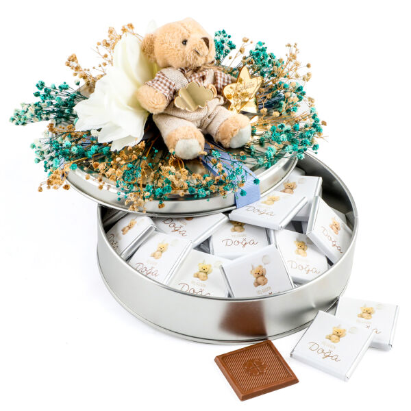 Ayıcıklı Erkek Bebek Çikolatası (Metal Yuvarlak Kutu) 50 Adet Madlen - 1
