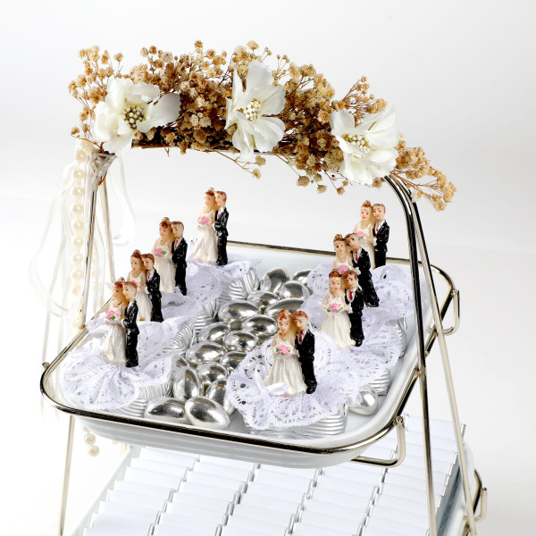 Çift Katlı Sunumlukta İsimli Gelin Damat Dekorlu Söz Nişan Kız İsteme Çikolatası - 20