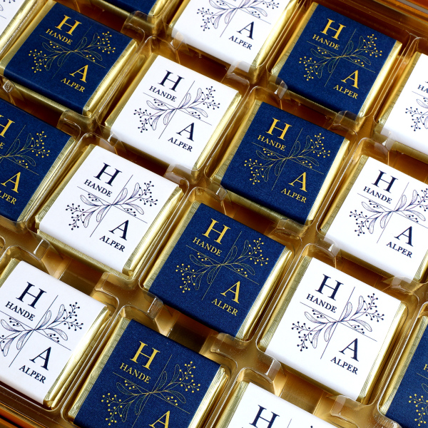 Çift Renk İsimli Söz Nişan 48 Adet Madlen Çikolata Gold Kutu - 8