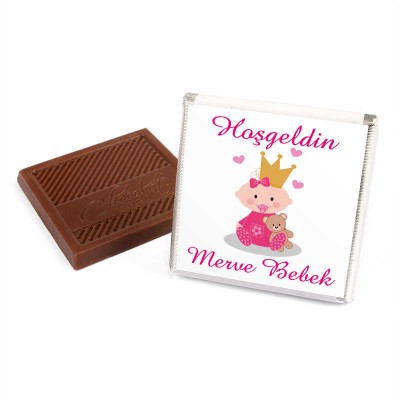 Etiket Baskılı Kız Bebek Çikolatası (Düz Metal Yuvarlak Kutu) 50 Adet Madlen - Thumbnail