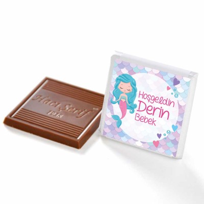 Etiket Baskılı Kız Bebek Çikolatası (Düz Metal Yuvarlak Kutu) 70 Adet Madlen - Thumbnail