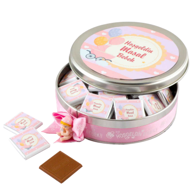 Etiket Baskılı Kurdeleli Biblolu Kız Bebek Çikolatası (Metal Yuvarlak Kutu) 50 Adet Madlen - 13