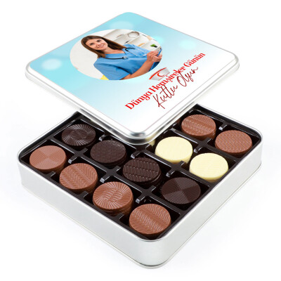 Fotoğraflı 12 Mayıs Hemşireler Günü Hediyesi 64 Adet Yuvarlak Madlen Çikolata (Metal Kutu) - 1