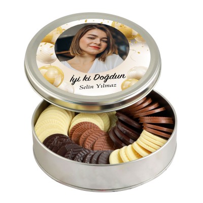 Fotoğraflı Doğum Günü Hediyesi Yuvarlak Madlen Çikolata (Metal Yuvarlak Kutu) - Gold Balonlu - Hacı Şerif