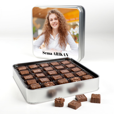 Fotoğraflı İsimli Doğum Günü Hediyesi Harf ve Special Çikolata (Metal Kutu) - Hacı Şerif