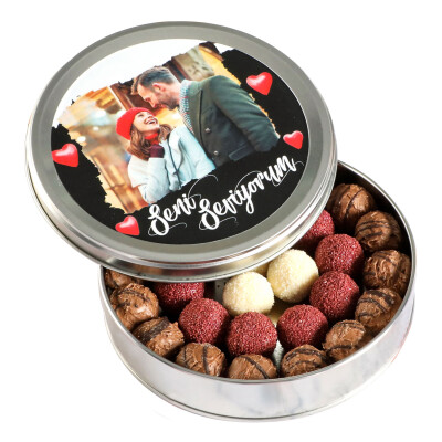 Fotoğraflı Sevgiliye Hediye Karışık Special Truffle Çikolata (Yuvarlak Metal Kutu) Model:2 - 1