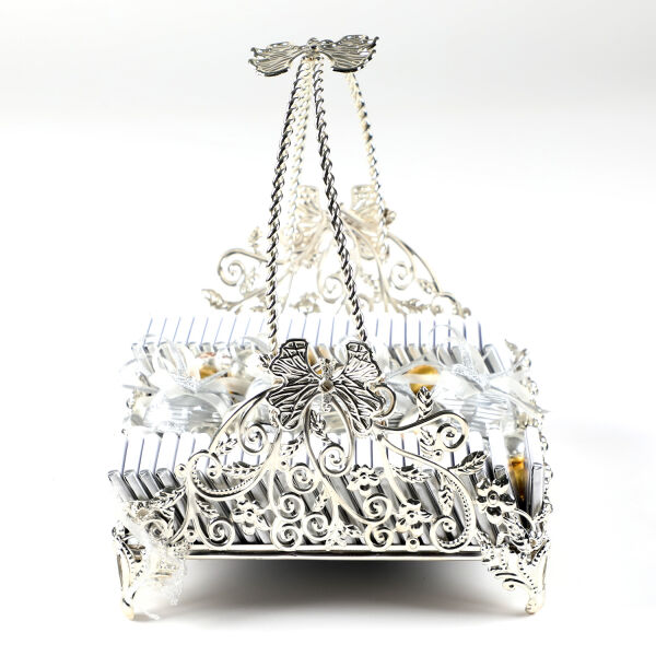 Gümüş Renk Aynalı Kare İsimli Kız İsteme Sepeti Söz Nişan Çikolatası - 4