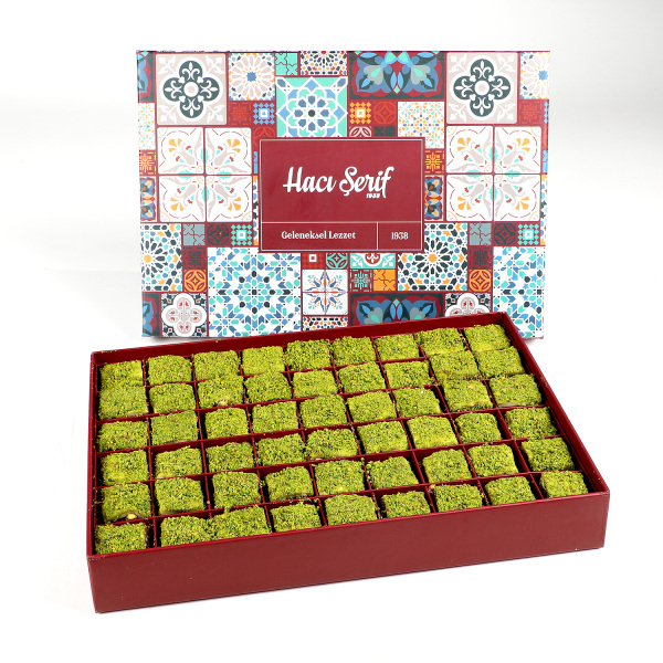 İçi Dışı Antep Fıstıklı Çikolatalı Bohça Lokum (Motif Desenli Kutu) 750g - 4