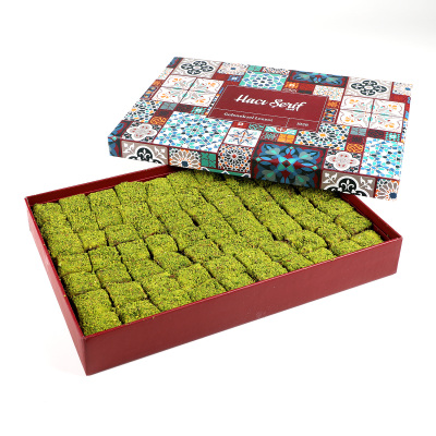 İçi Dışı Antep Fıstıklı Çikolatalı Bohça Lokum (Motif Desenli Kutu) 1200g - 1