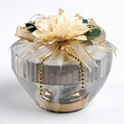 İsimli Gold Ayaklı Cam Tabak Yuvarlak Söz Nişan Çikolatası - 1