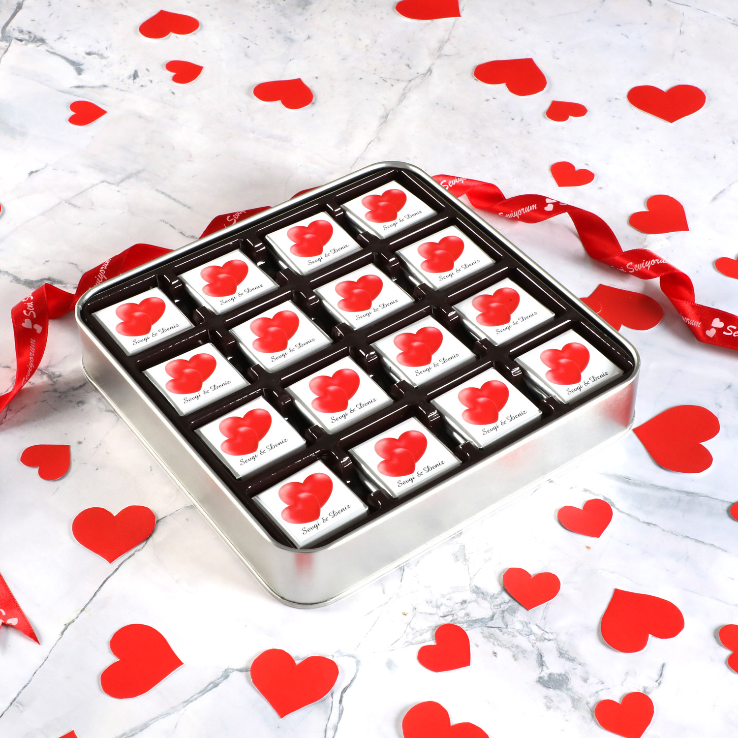 İsme Özel Sevgiliye Hediye 32 Adet Madlen Çikolata Metal Kutu - 3