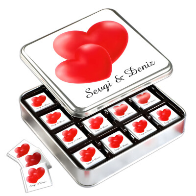 İsme Özel Sevgiliye Hediye 32 Adet Madlen Çikolata Metal Kutu - 1
