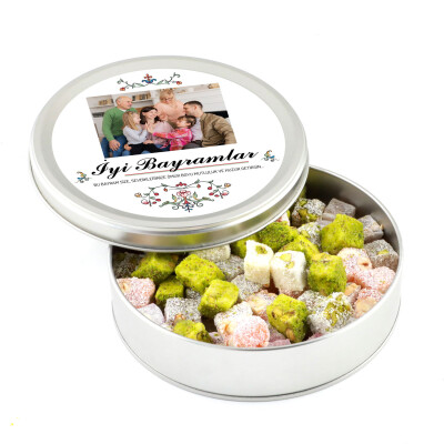 Kendi Fotoğrafınızla Bayram Hediyesi Çifte Kavrulmuş Lokum (Metal Yuvarlak Kutu) 300g - Hacı Şerif