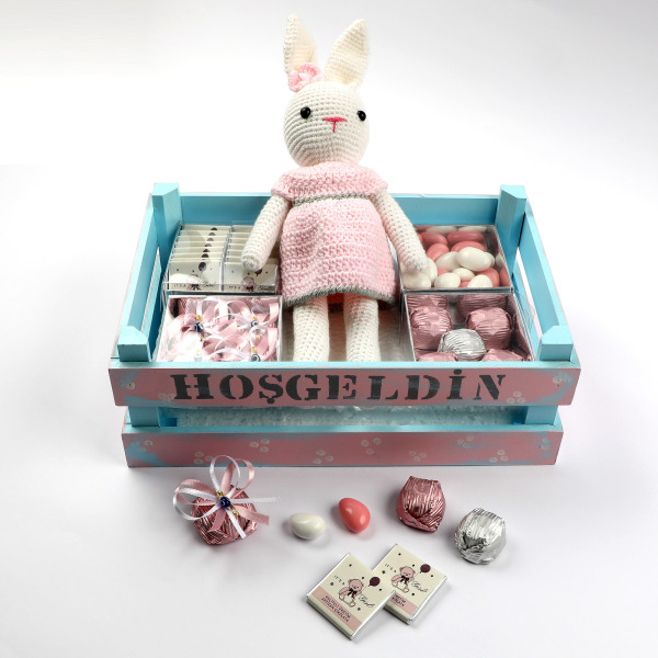 Kız Bebek Çikolatası Oyuncaklı Hediye Kutusu - 5
