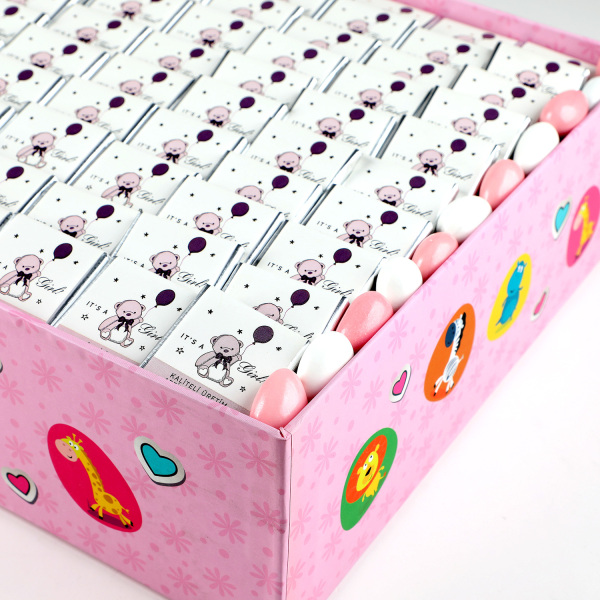 Kız Bebek Kutulu Bebek Çikolatası (80 Adet Madlen Çikolata + Draje) Artizan - 2