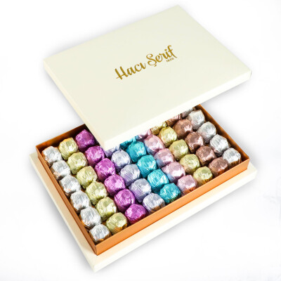 Krem Kutuda Yaldızlı Kristal Çikolata (790g) - 1