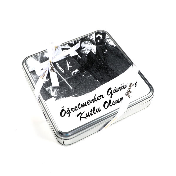 Atatürk Temalı Öğretmenler Günü Hediyesi Karışık Çifte Kavrulmuş Lokum (Metal Kutu) - 4