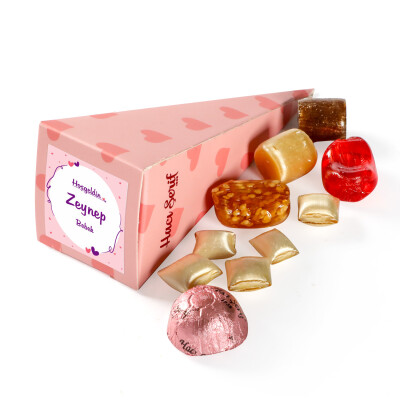 Pembe Küçük Külah Nane Aromalı Akide + Karışık Akide Şekeri + Çikolatin - Hacı Şerif