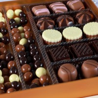 Sevgililer Günü Hediyesi Kahve Drajeli Special Çikolata 490g (Krem Kutu) - Siyah - 2