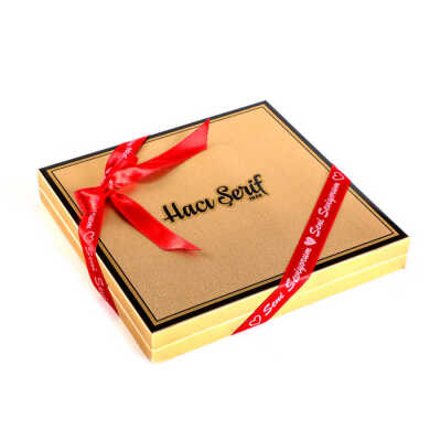 Sevgiliye Hediye Gold Kutuda Yaldızlı Mini Kalp Çikolata - 4