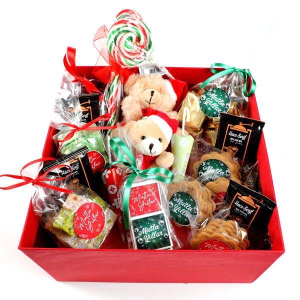 Yılbaşı Hediye Seti - Model 6 - Kırmızı Büyük Kutuda Lezzet Şöleni - 3