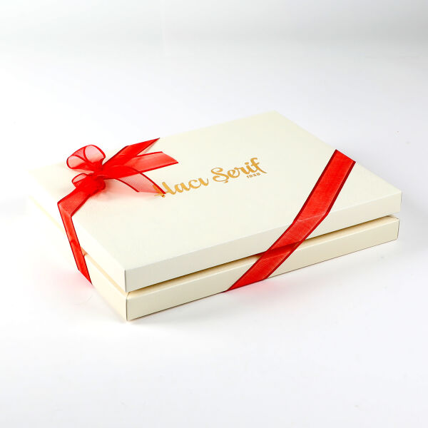 Yılbaşı Hediyesi Büyük Krem Kutuda Lezzet Şöleni - 4