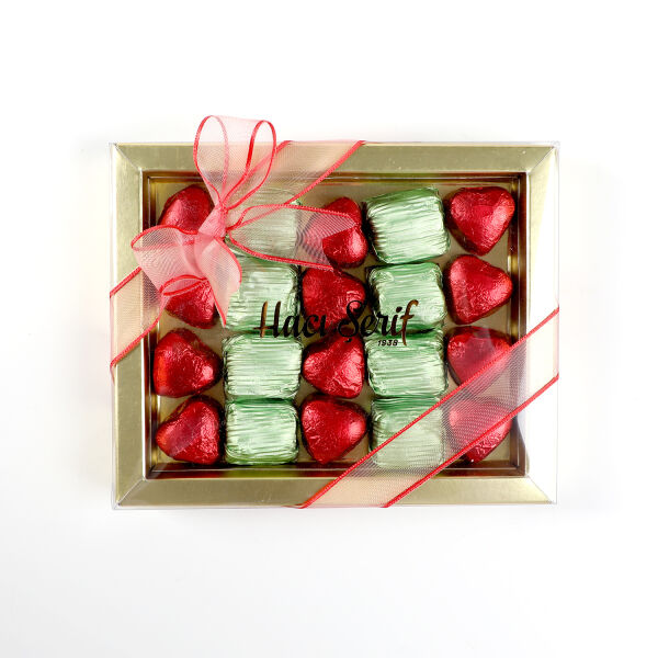 Yılbaşı Hediyesi Gold Kutuda Mini Kalp Çikolata Fıstıklı Krokan Çikolata - 3