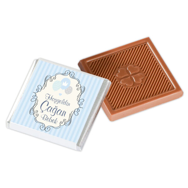 Etiket Baskılı Erkek Bebek Çikolatası (Düz Metal Yuvarlak Kutu) 50 Madlen Çikolata + 35 Draje - 15